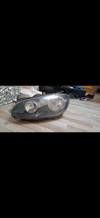 Фар за Volkswagen golf 2011
