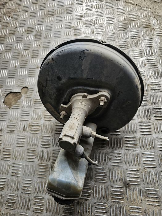 Tulumba servofrana cu pompa frana Dacia Sandero din 2014