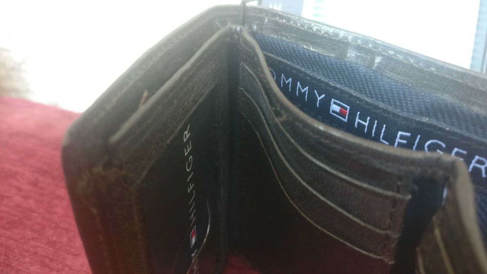 Портфейл Tommy Hilfiger