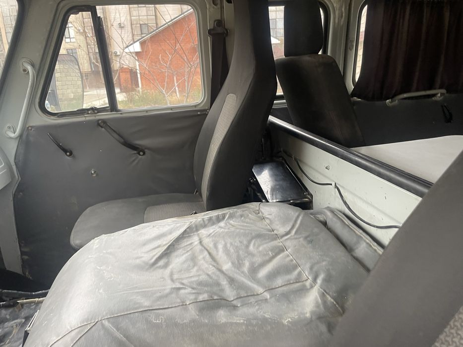 УАЗ буханка семиместный