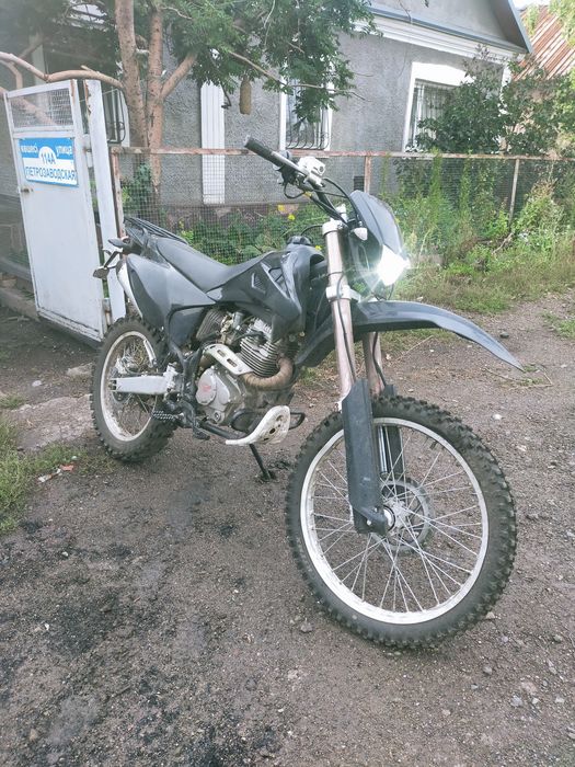 Продам мотоцикл кросс