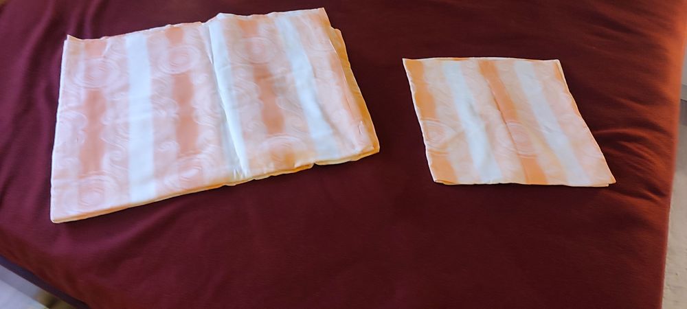 Set din bumbac plin 100%, imprimeu aztec, corai, nou