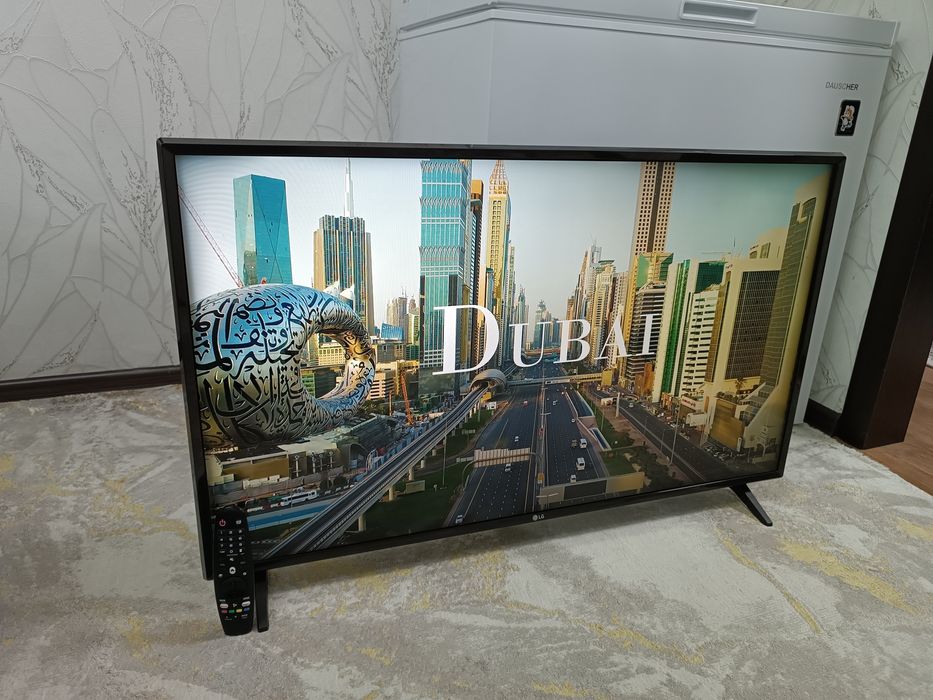 Телевизор LG Smart TV + Пульт.