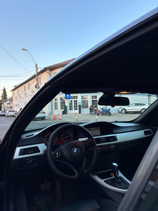 Bmw E93 320i 2008