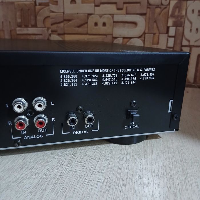 Продам CD проигрыватель. Филипс CDR 600