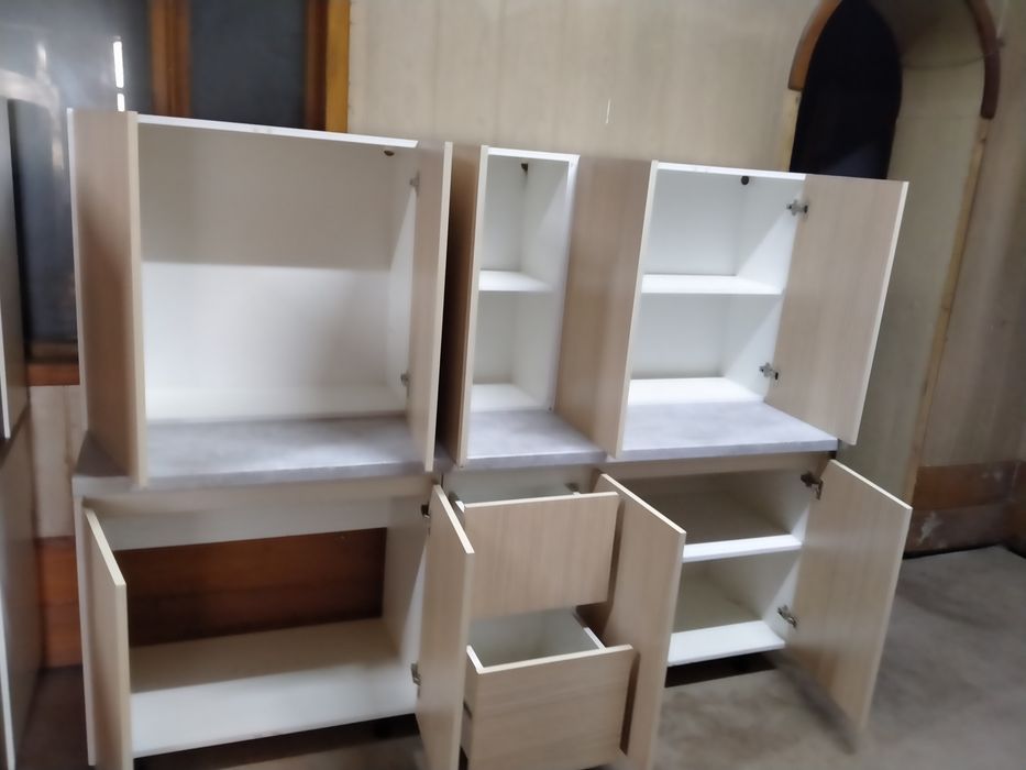 Продам кухонный гарнитур!