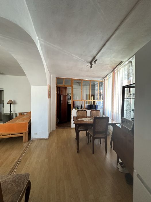 Casă Aiud centru, 2 camere - lângă Cetate - locuință sau sp. comercial