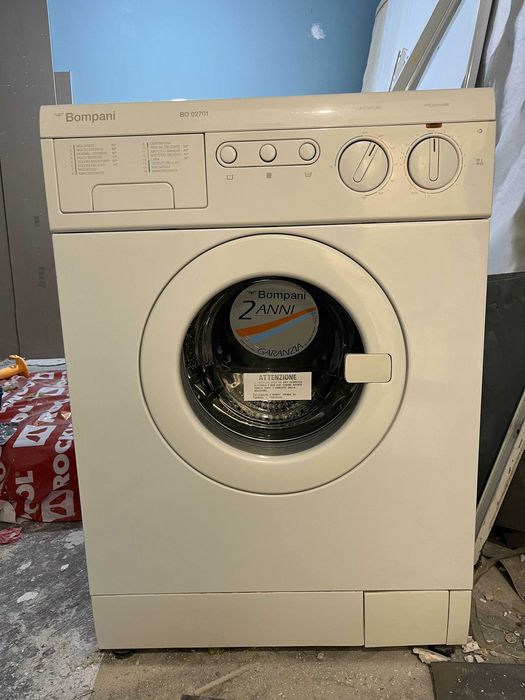 Пералня Bompani BO 02701