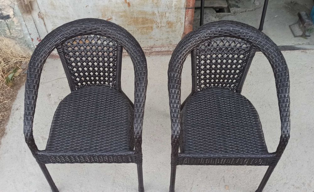 Стул кресло плетёное уличное