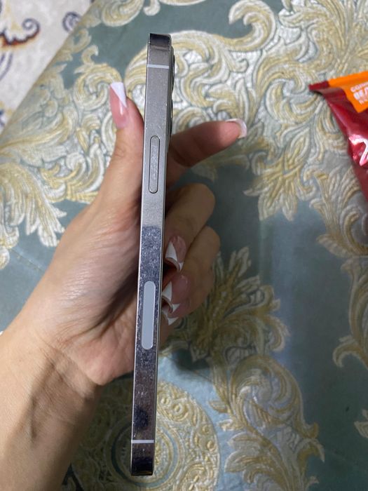 Айфон 12про.