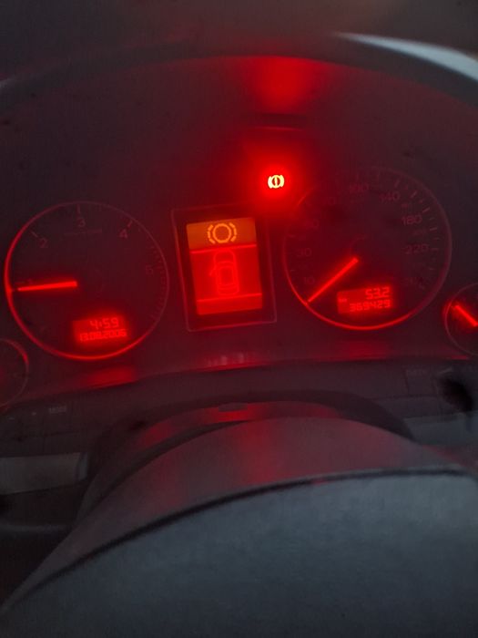 Audi a4 b7 an 2008 motor 1.9.disel 116 caii