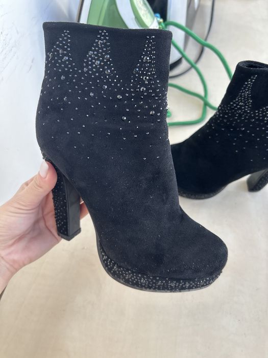 Продам ботильоны