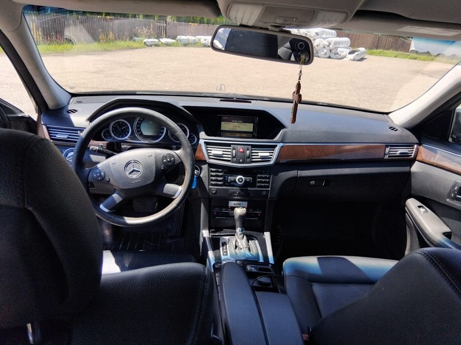 Mercedes E 220-2010