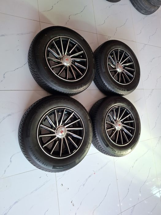 13 Vossen diska balon sotiladi Damas. Labo