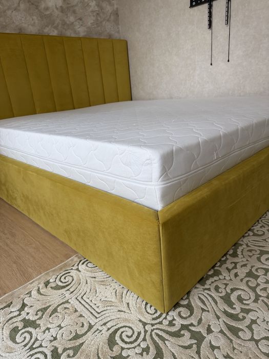 Продам кровать 1,8*2 м
