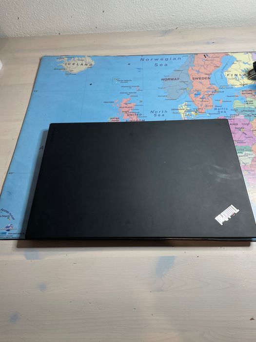Vand laptop Thinkpad X1 Carbon i7 gen 7 16Gb ram SSD 120GB display 14”