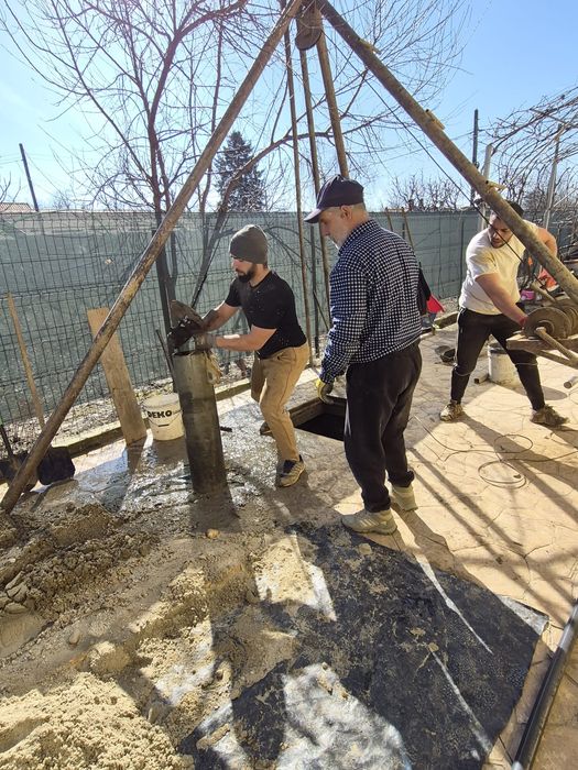 Adanciri curățări puțuri piloni de susținere absorbante camine