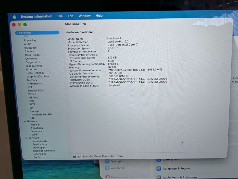 MacBook Pro 13 2020 | Intel Core i7 | 32 Ram | 1TB SSD