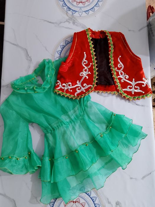 Костюмы разные для детей