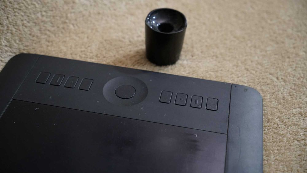 Wacom Intuos Pro - Medium - PTH-651 | Графичен таблет Wacom