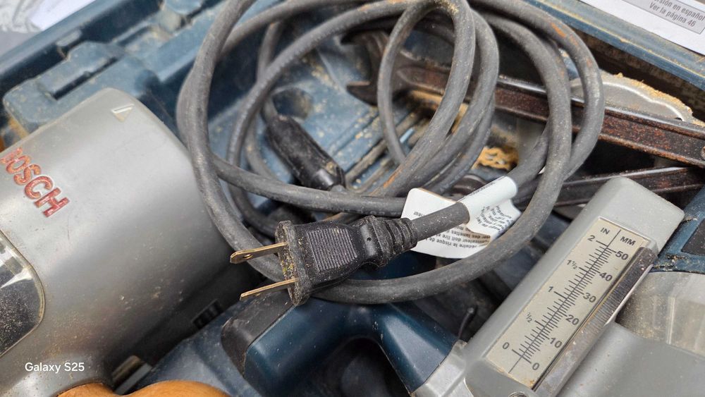 Фрезер Bosch 1617EVS 2.25 HP