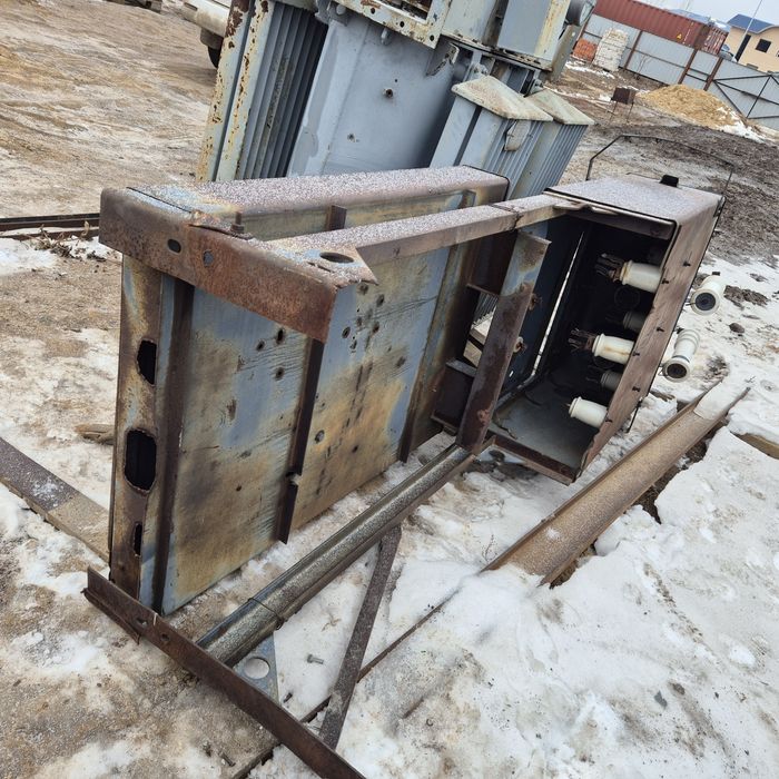 Продам трансформатор с ктп 400/10/0410/04 в рабочем состоянии