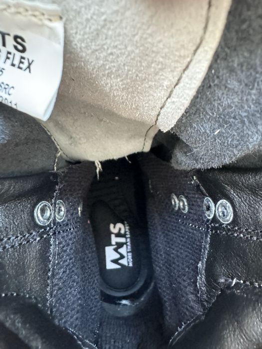 Продам спец обувь