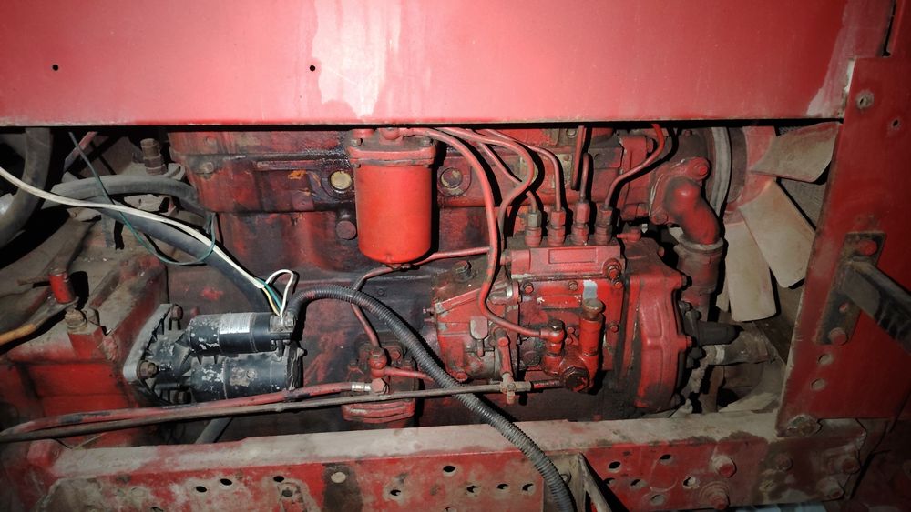 Yumzi traqtor sotiladi