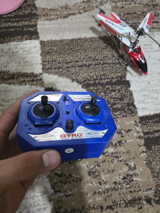 Telecomanda elicopter S107
