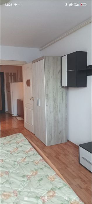Închiriez garsonieră în Zonă  Centrală   Bloc  Turn Unic 200 Euro