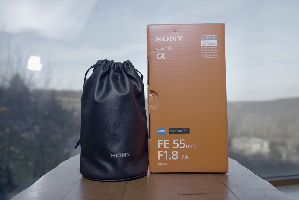 Sony FE 55mm f1.8 обектив