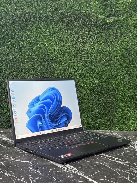Kuchli Noutbuk Lenovo Thinkpad E14