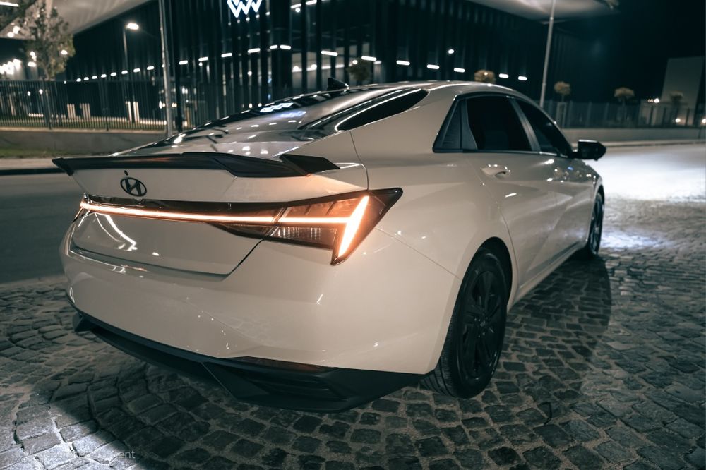 Hyundai Elantra 2021 - 2.0 Бензин - 49к км. - 360 - Климатроник - Led - Tech & Sun