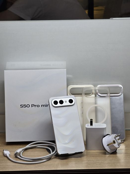 Vivo x300fe,s50 pro mini