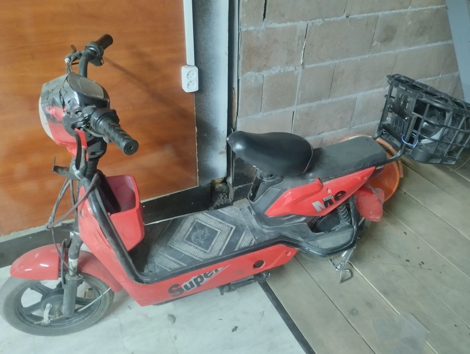 Электроскутер / Electric skuter