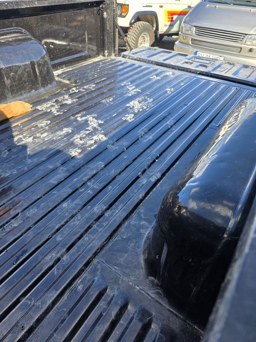 Nissan navara d21 king cab (hilux l200)