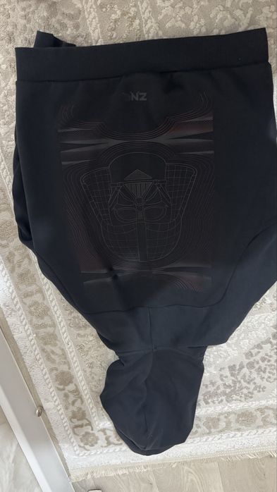 продам двойку от адидас оригинальный