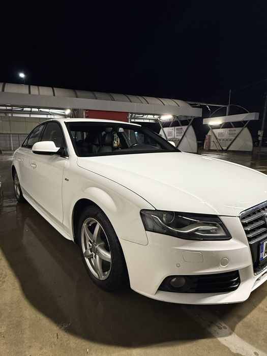 Vand audi A4 in stare foarte buna
