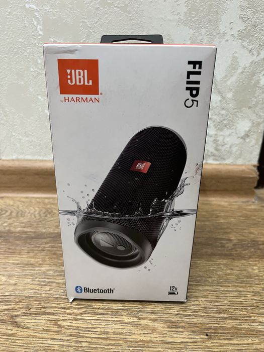 Продам колонку jbl в хорошем состояний