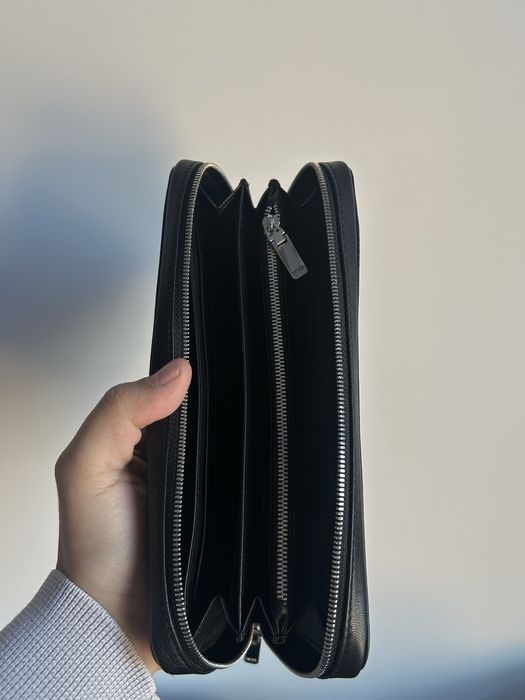 Продам портмоне BOSS, оригинал.