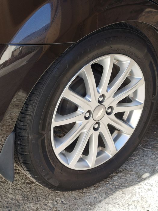 Faqat barterga 195/60 r 15 razmeri