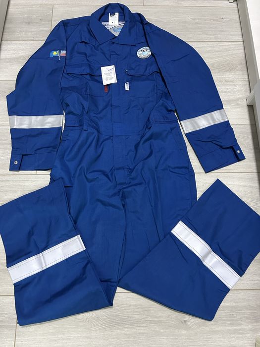 Продаются комбинезоны ТШО