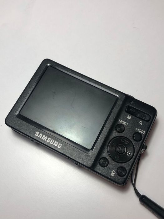 Cameră digitală Samsung ST30
