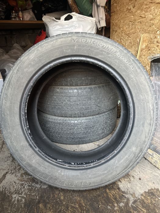 Продам шины летние R18 yokohama