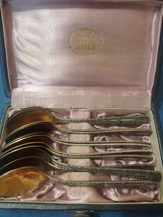 Позлатени лъжици