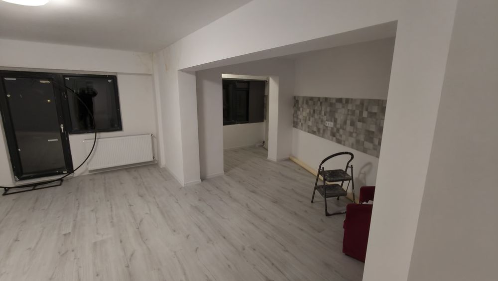Vand apartament 2 camere