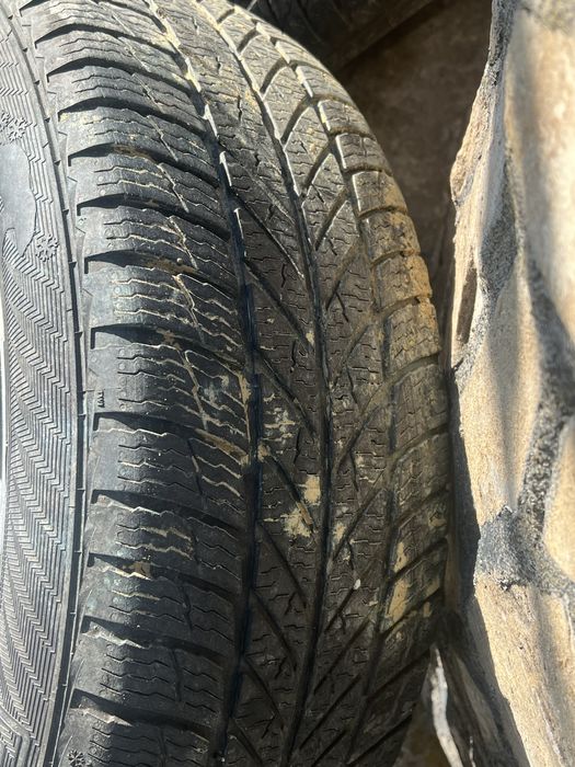 Джанти с зимни гуми 16-ки за mercedes