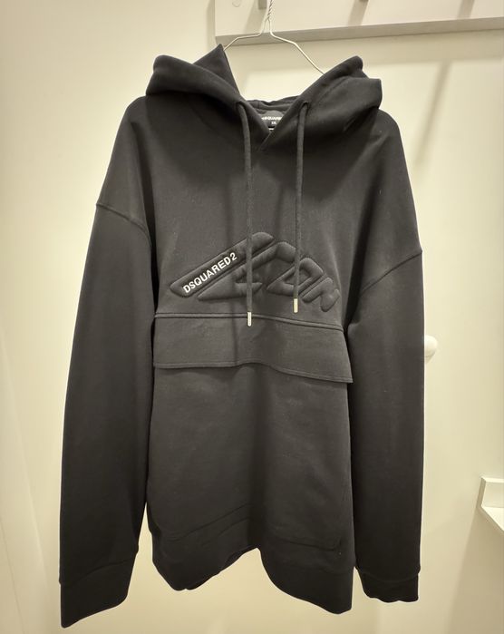 Мъжки суитчъри и тениски Dsquared2