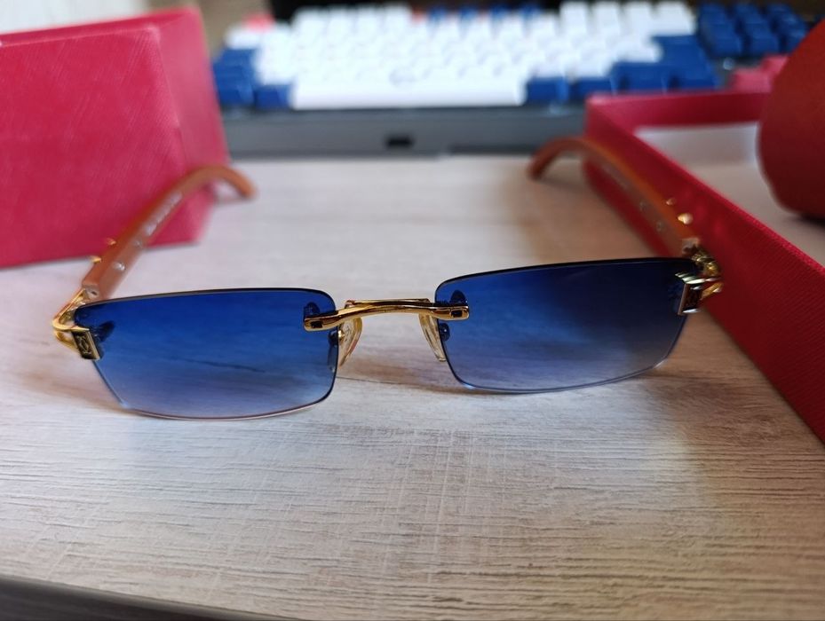 Ochki cartier korompkasi bilan