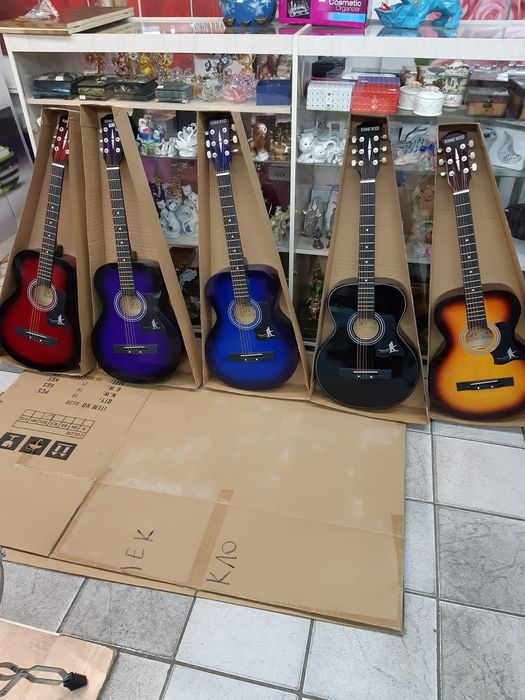 Продаю гитары новые